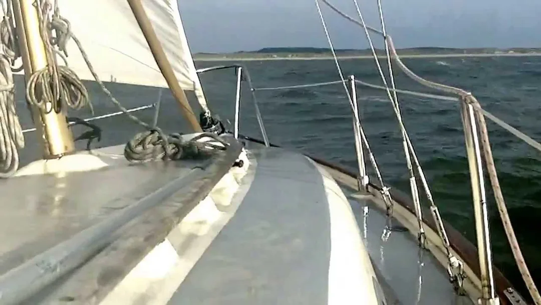 CONTESSA 26 sailing