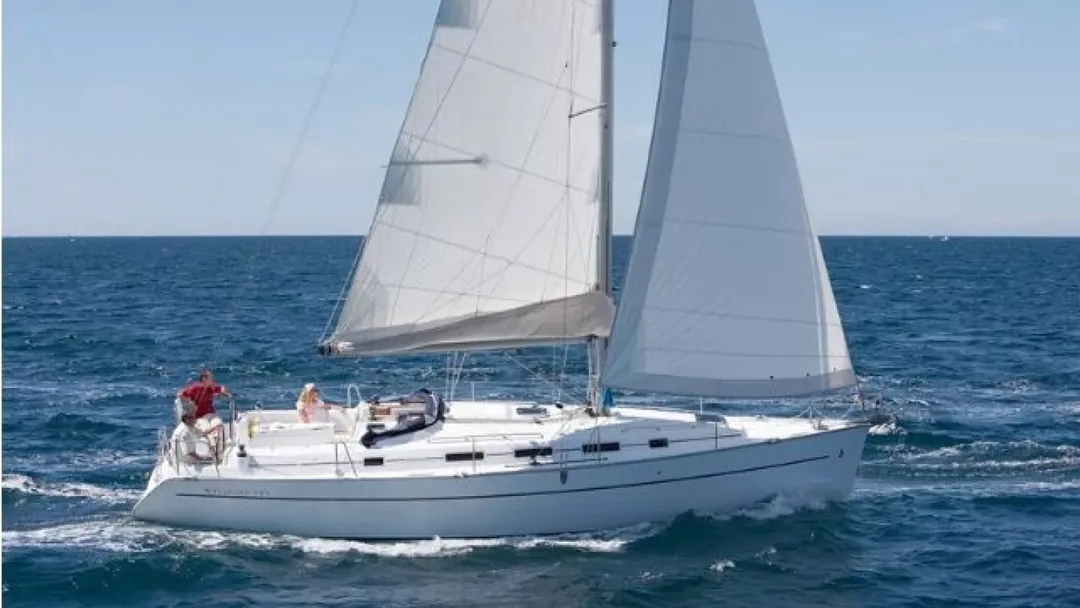 CYCLADES 39.3 sailing