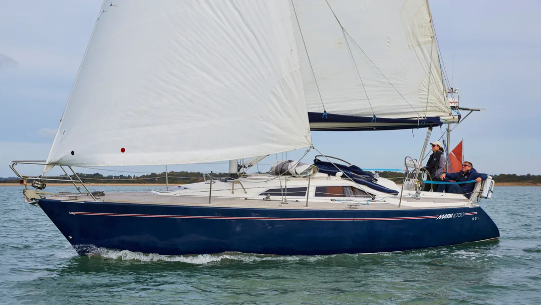 MAXI 1000 sailing