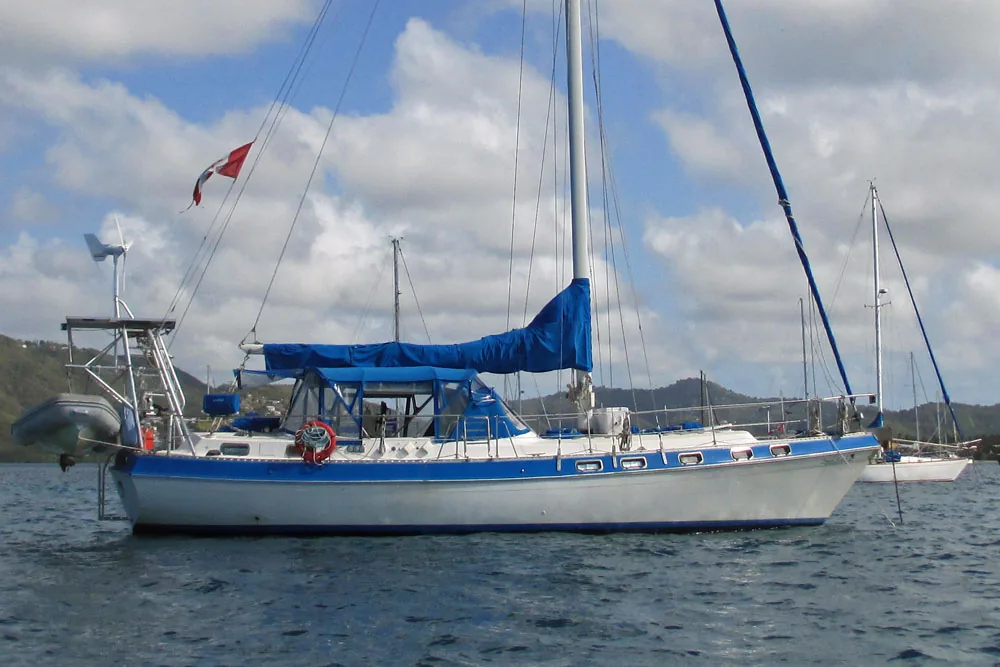 MORGAN 41 sailing