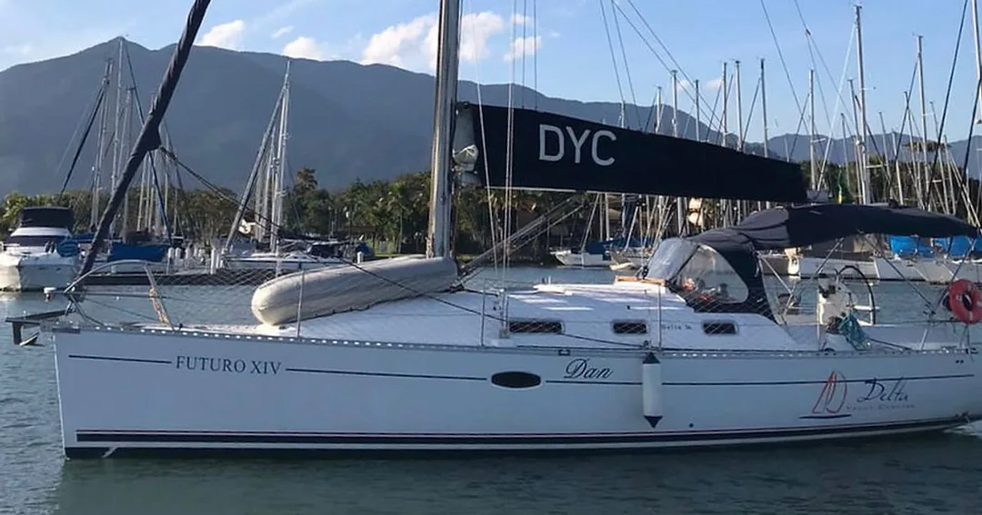 DELTA 36 sailing