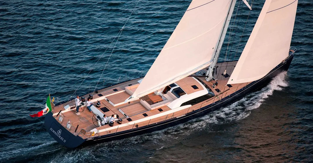 SW102 sailing
