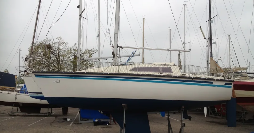 KELT 7.60 sailing
