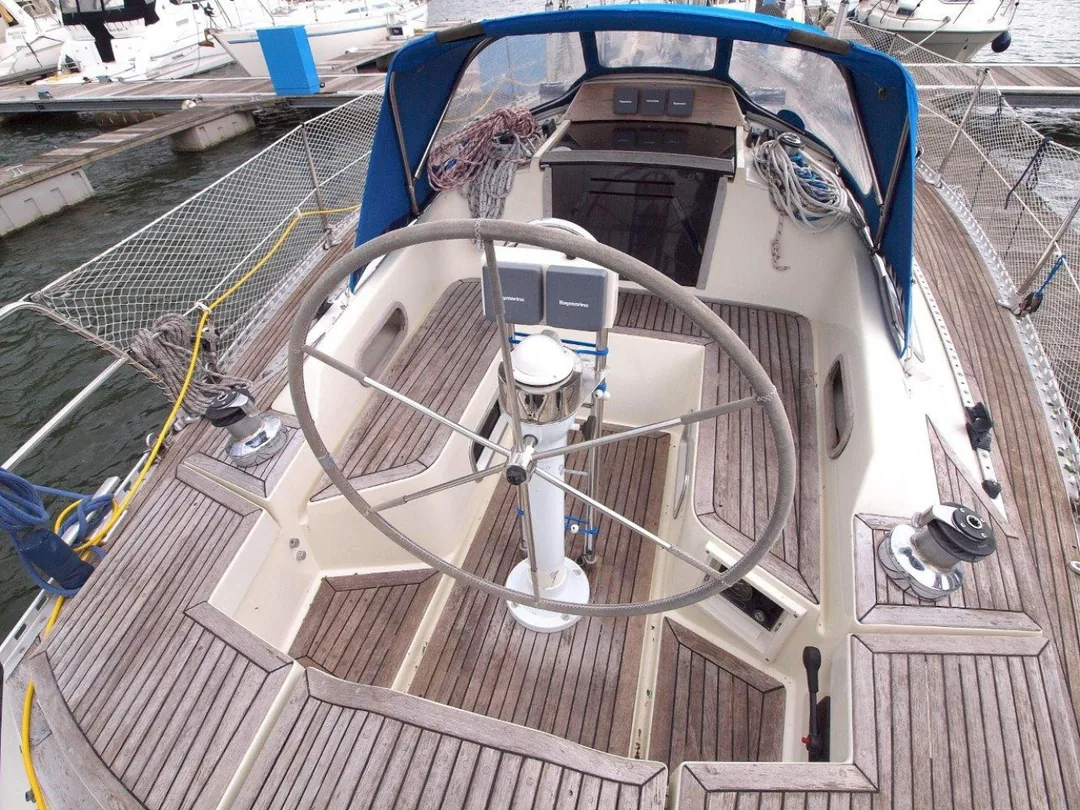 SWEDEN 340 sailing