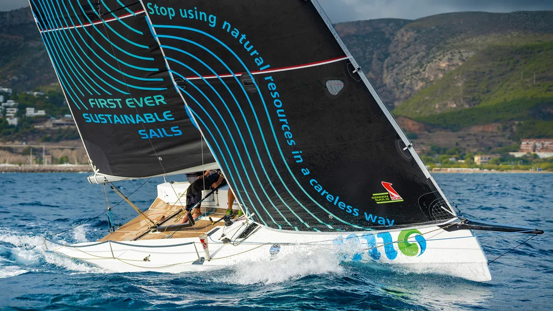 ECO RACER sailing