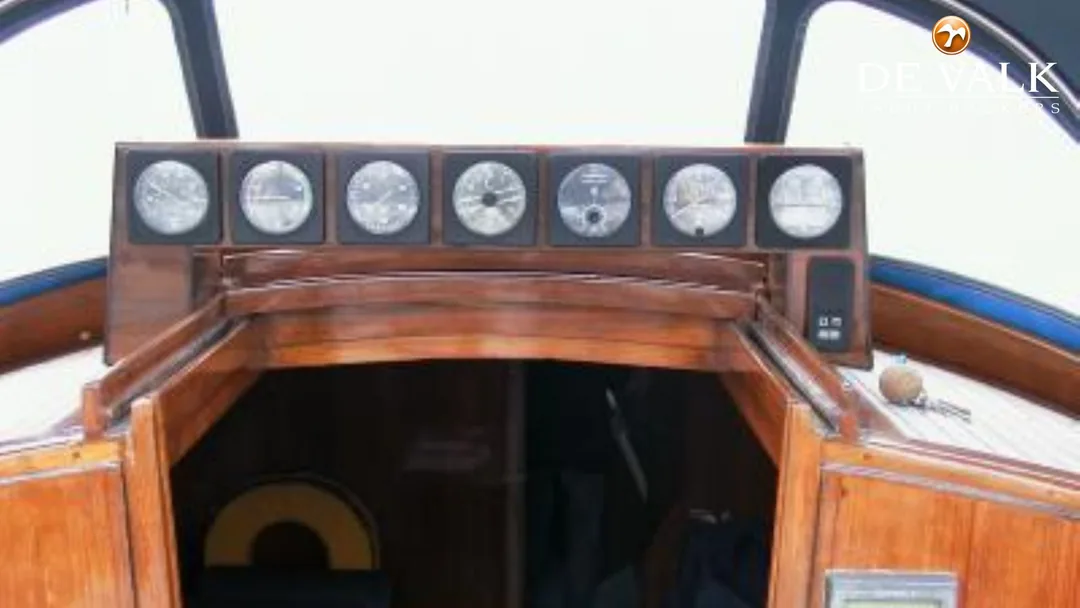 KOOPMANS 35 sailing
