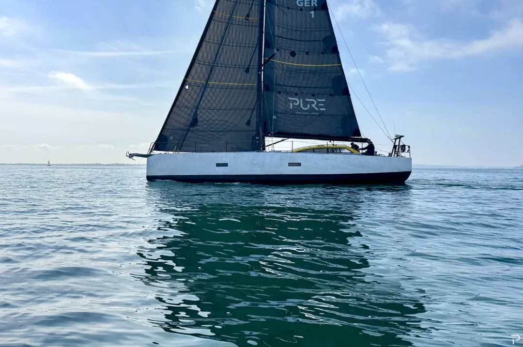 PURE 49 sailing