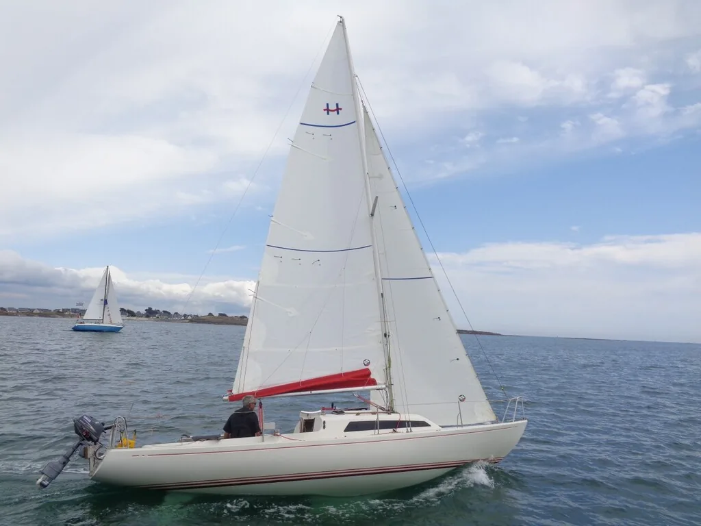 KELT 620 sailing