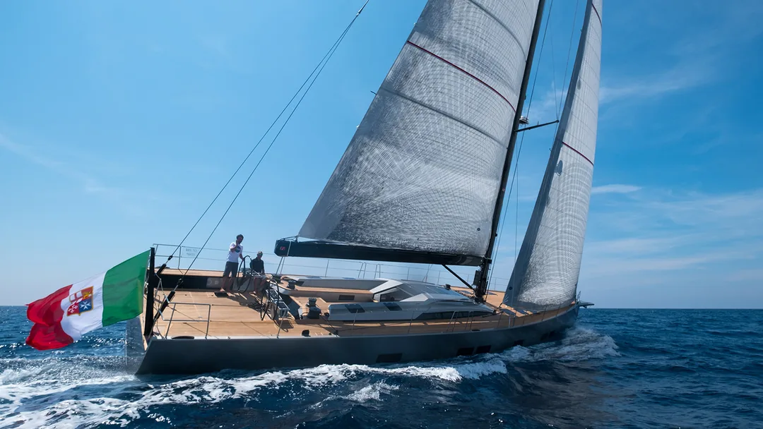 MYLIUS 76 sailing