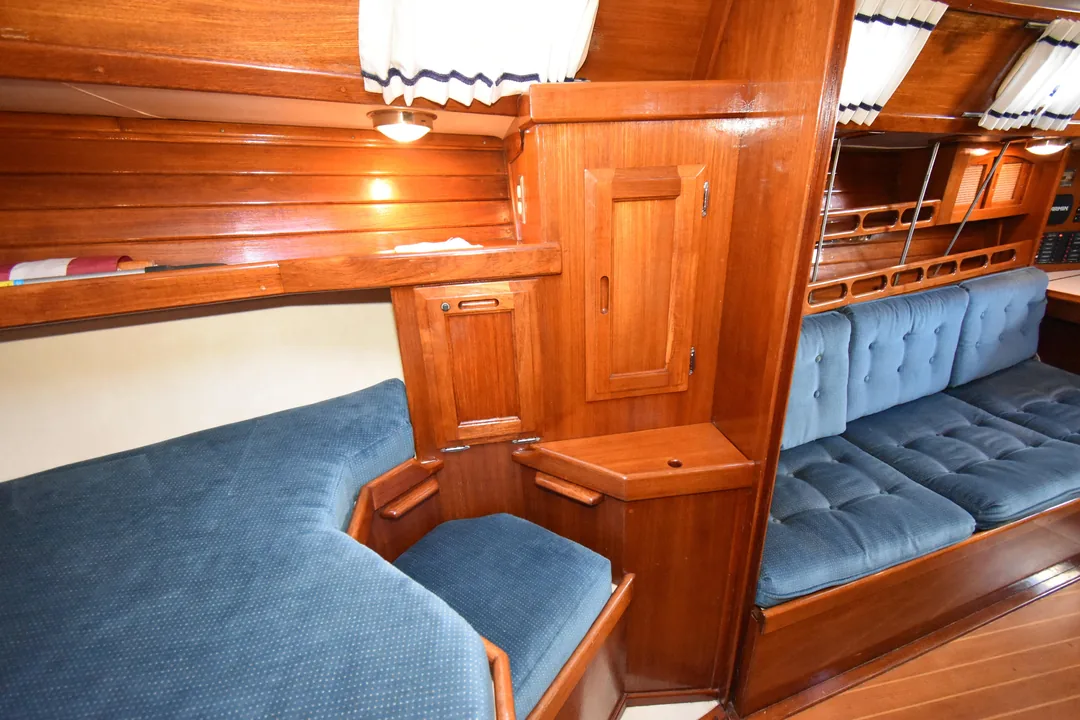 ERICSON 38 sailing