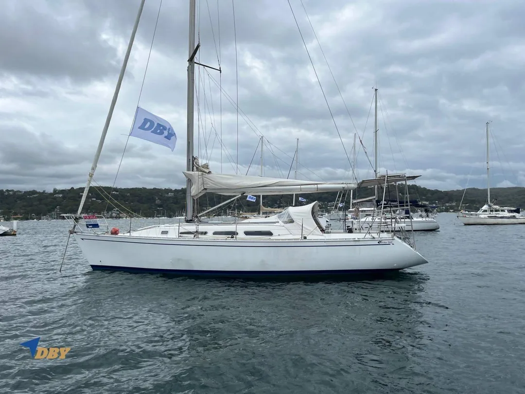 CAVALIER 395 sailing