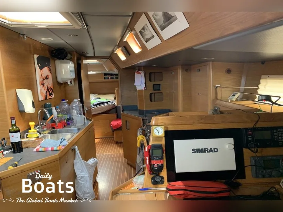 SIMONIS VOOGD 501 sailing