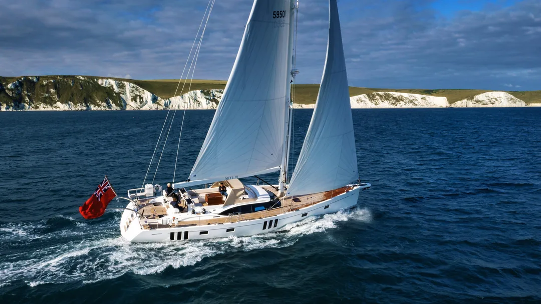 OYSTER 595 sailing
