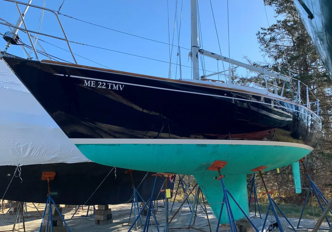 TARTAN 28 sailing
