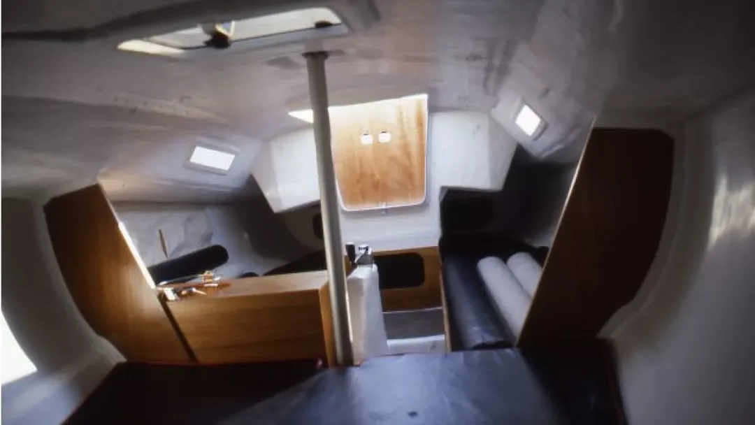 FIRST CLASS 7 sailing