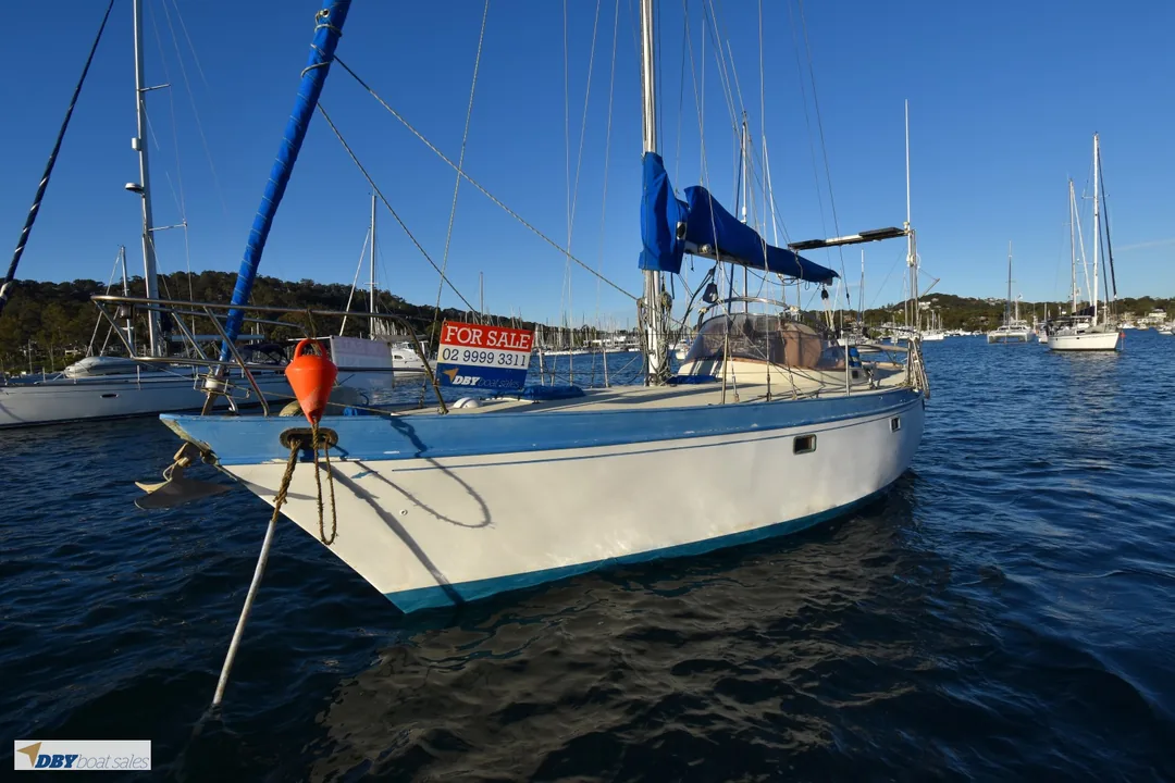 NANTUCKET 33 sailing