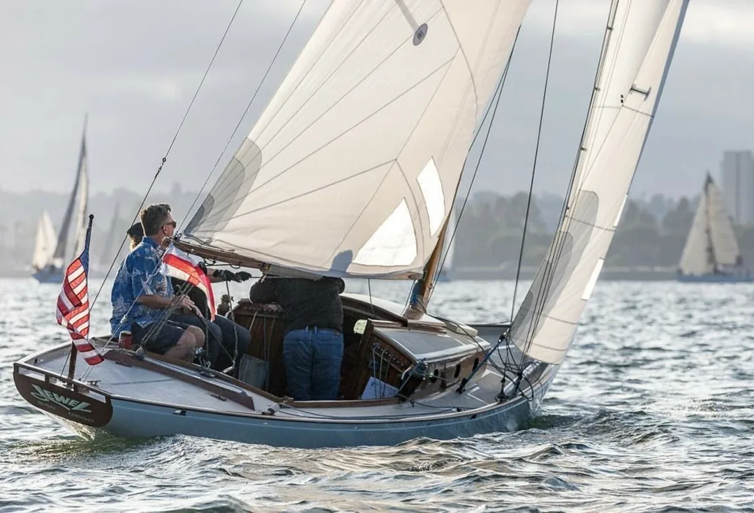 PACIFIC CLASS sailing