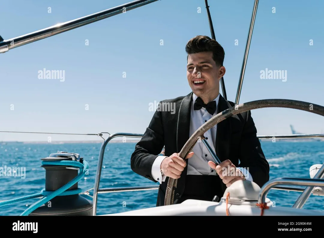 SMILING sailing