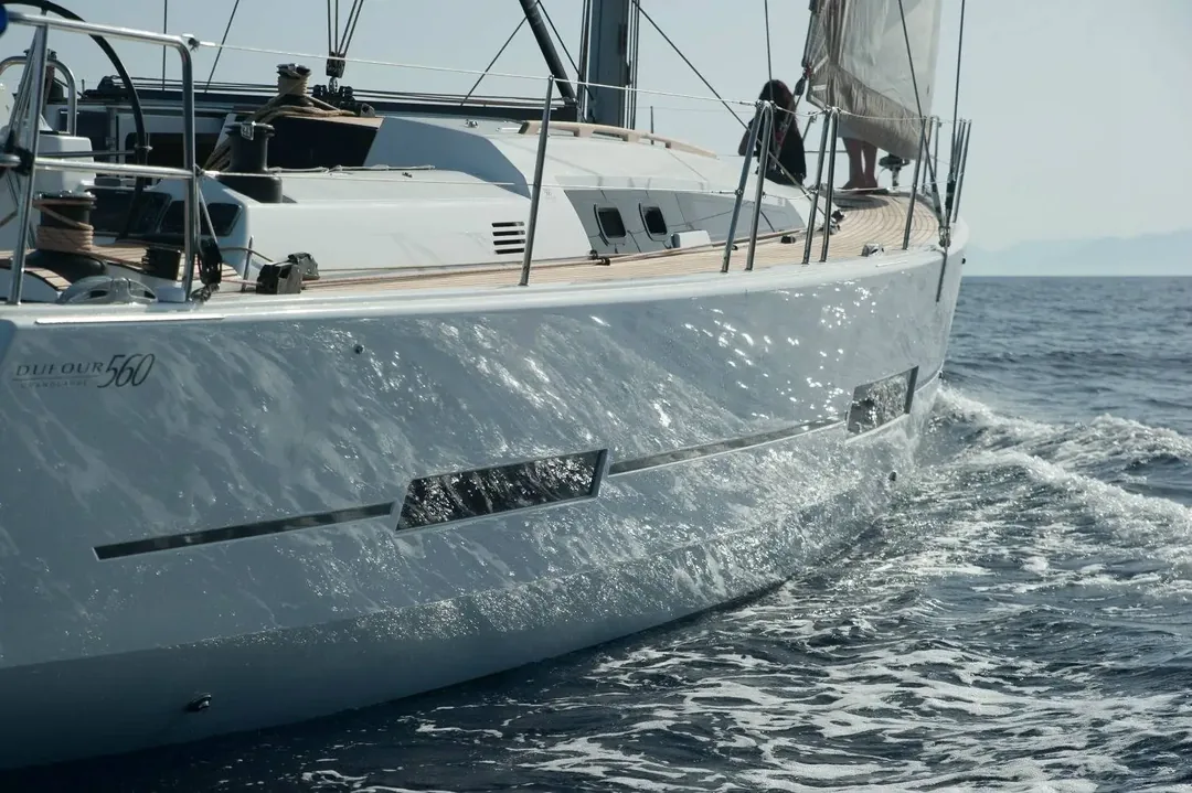 560 GL sailing