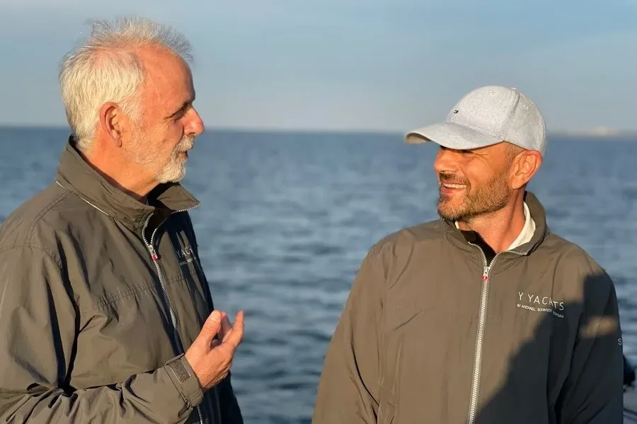 TRIPP 90 sailing