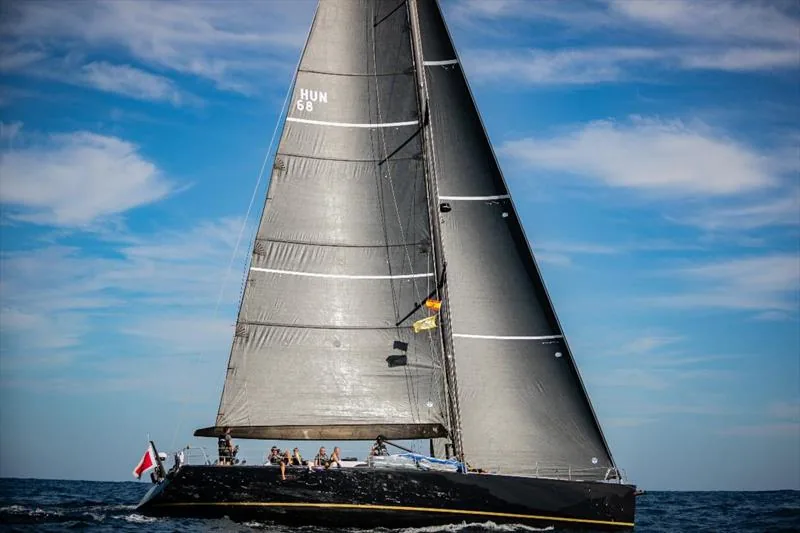 MARTEN 68 sailing