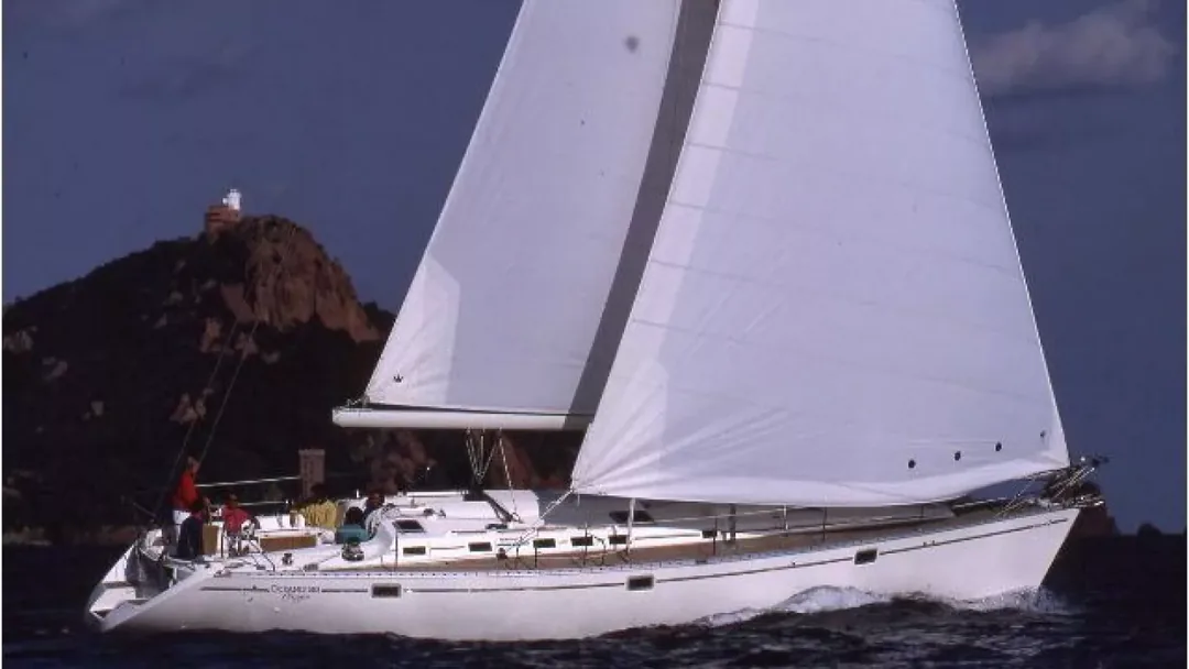 OCEANIS 510 sailing