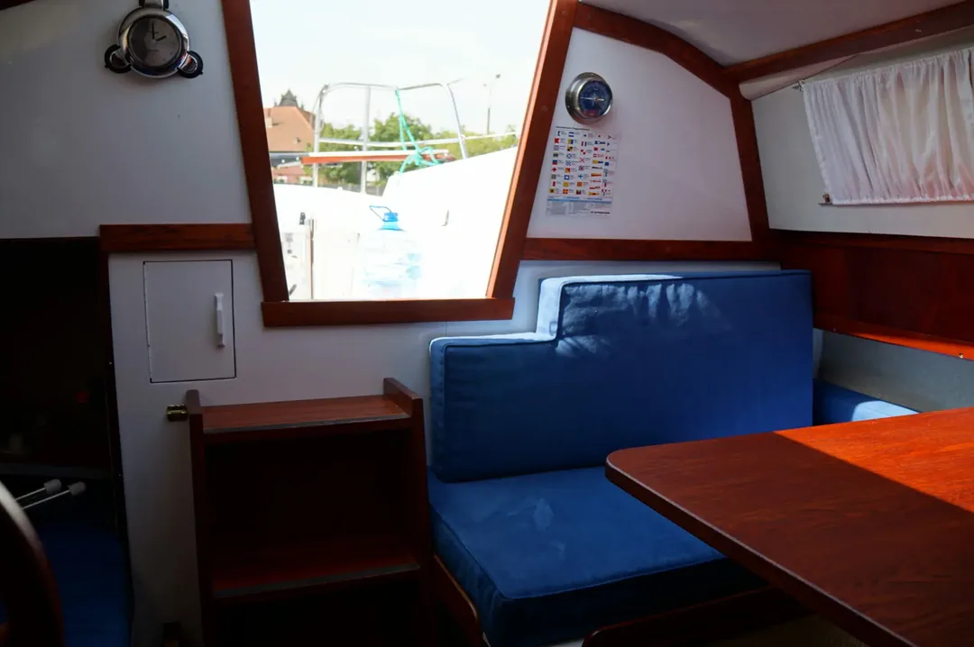 NEPTUN 27 sailing