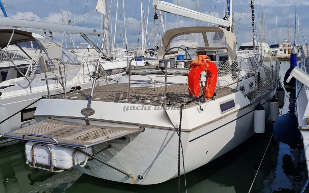 ATLANTIDE 45 sailing
