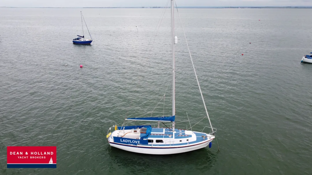 BERWICK 31 sailing