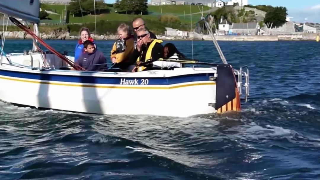 HAWK 20 sailing