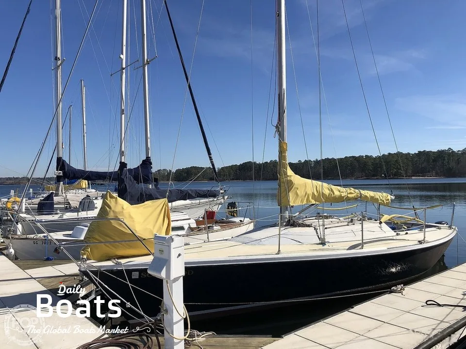 CAPRI 30 sailing