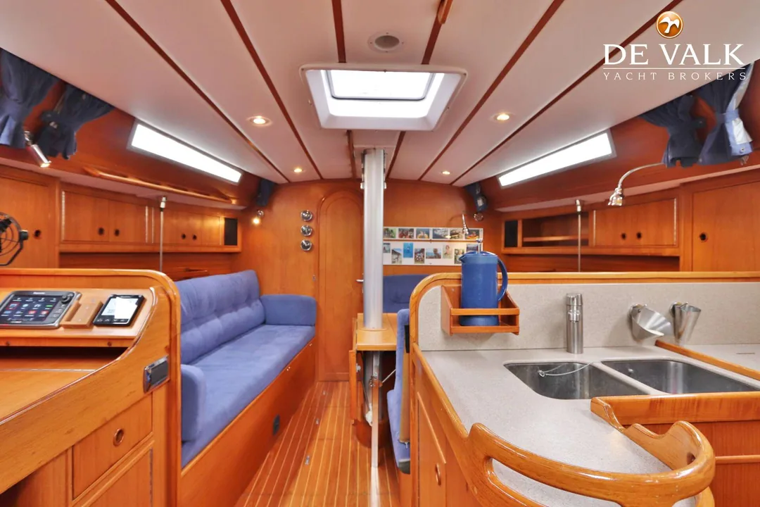 CENTURION 41 S sailing