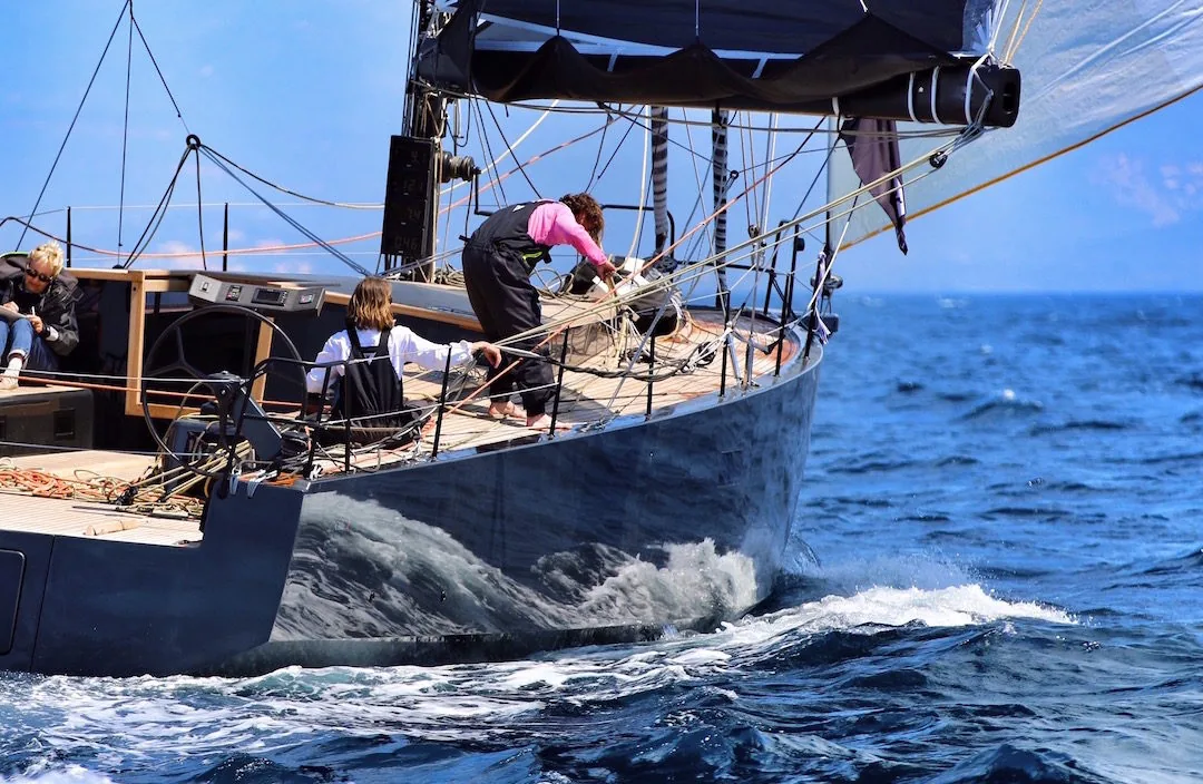 CODE 2 sailing