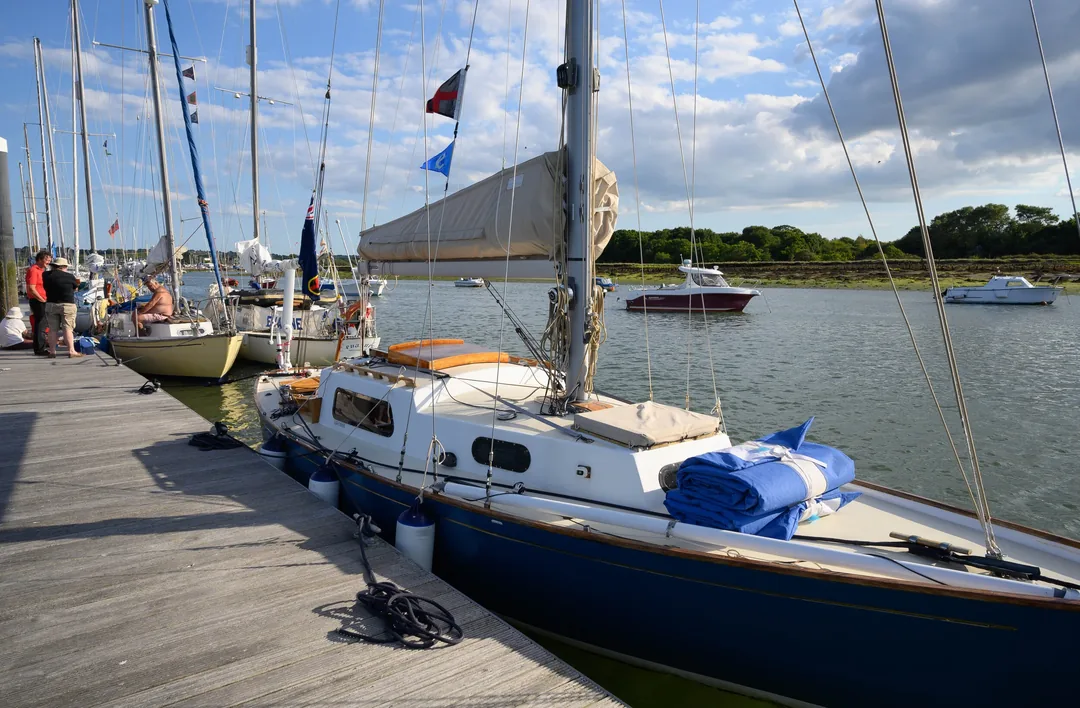ELIZABETHAN 29 sailing