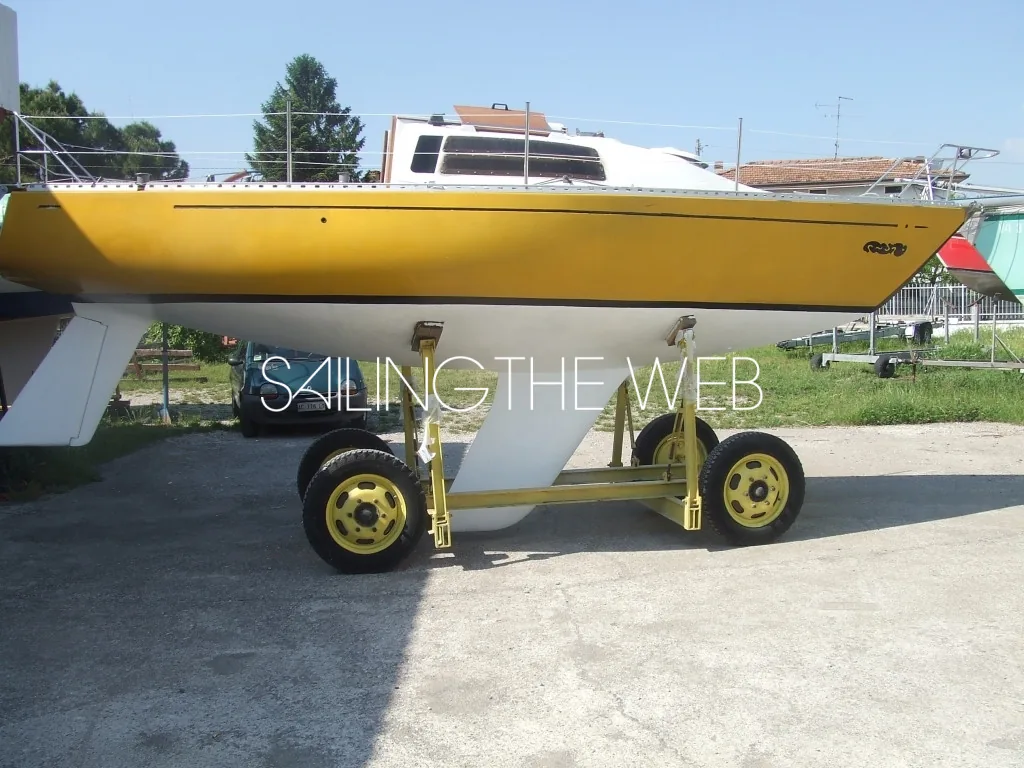 GREGAL sailing