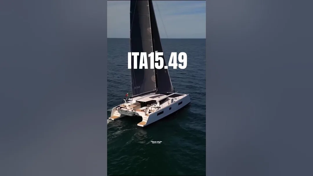ITA 15.49 sailing
