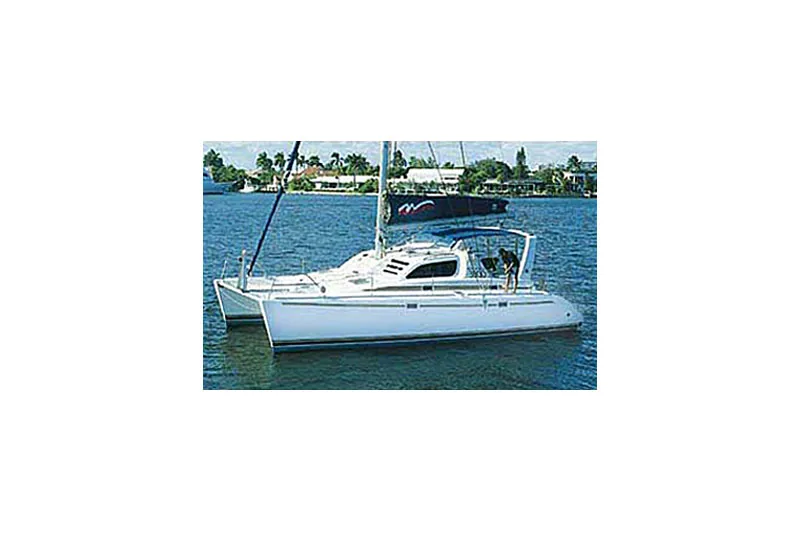 LEOPARD 38 sailing