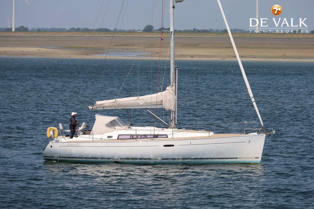 OCEANISÂ 37Â sailing