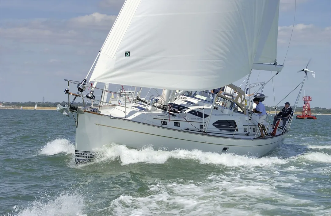 PASSPORT 40 sailing