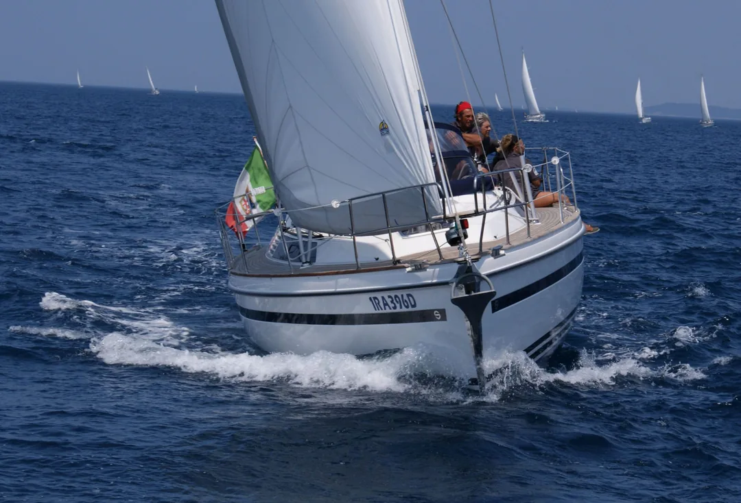 SUNBEAM 37 sailing