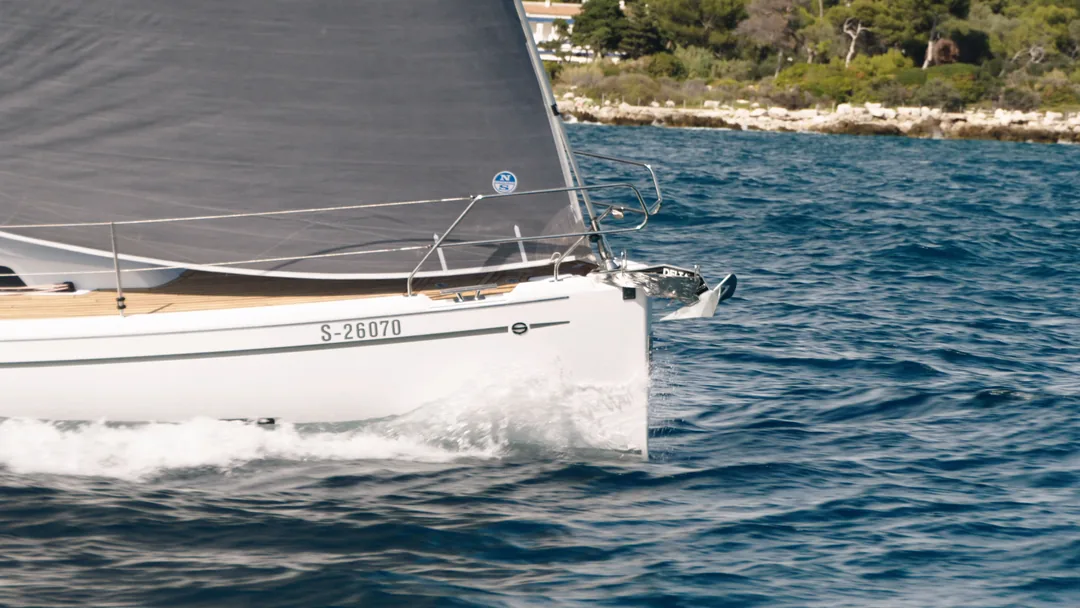 SUNBEAM 46.1 sailing