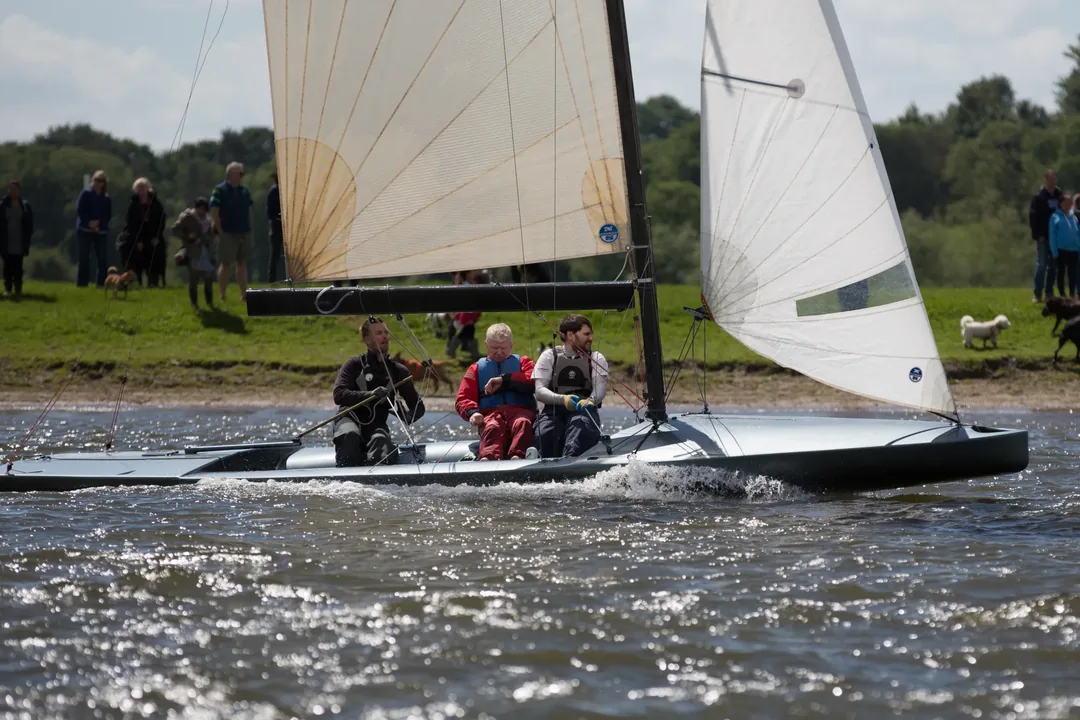 THAMES RATER sailing