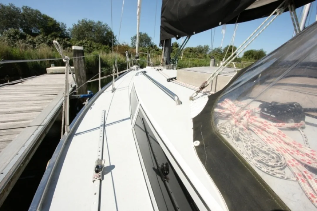 WIBO 945 sailing